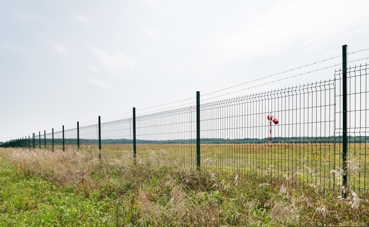  3D welded mesh fence